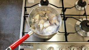 牡蠣の燻製方法
