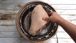 豚スネ肉の燻製ハムの燻製方法